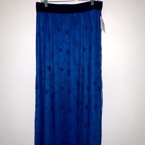NWT LulaRoe L Lucy Skirt